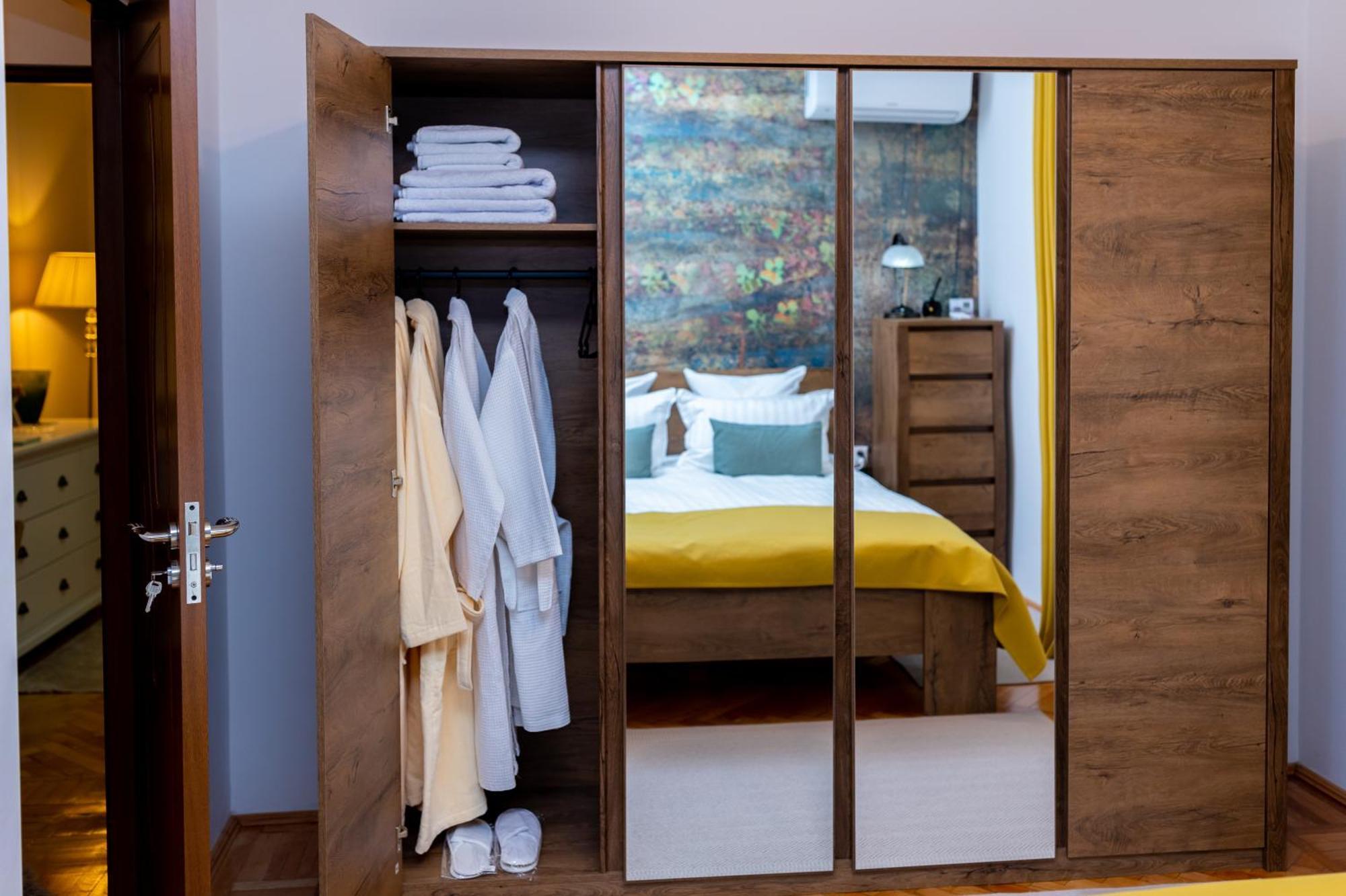 Apartament Octavia Hunedoara Luaran gambar