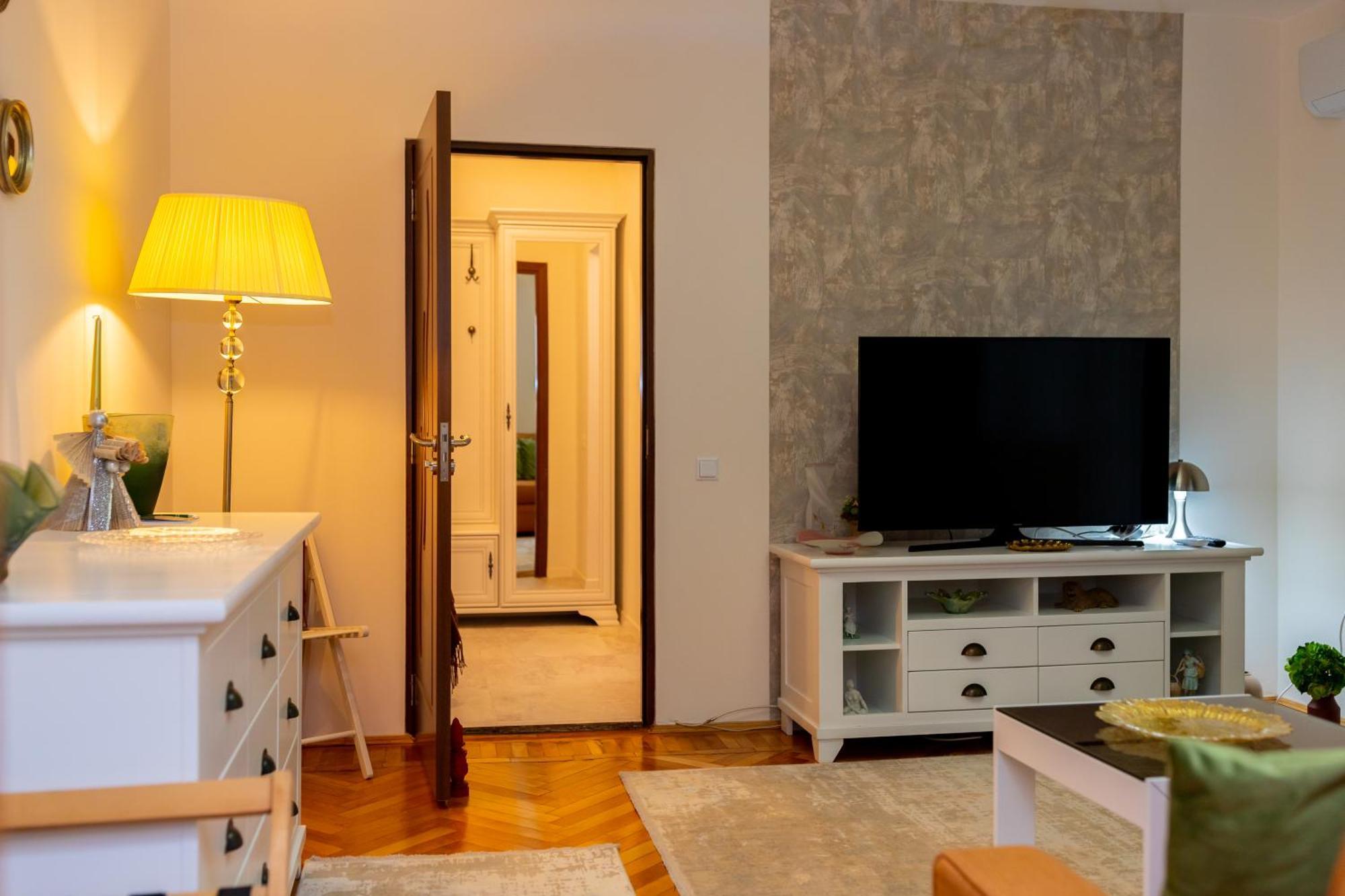 Apartament Octavia Hunedoara Luaran gambar