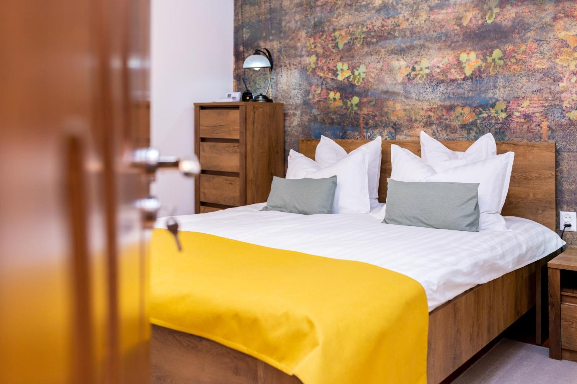 Apartament Octavia Hunedoara Luaran gambar